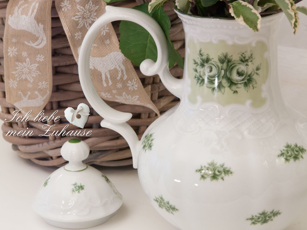 Blog-Eintrag Vintage Schätze - Kaffee- und Milchkrug "rose vert"