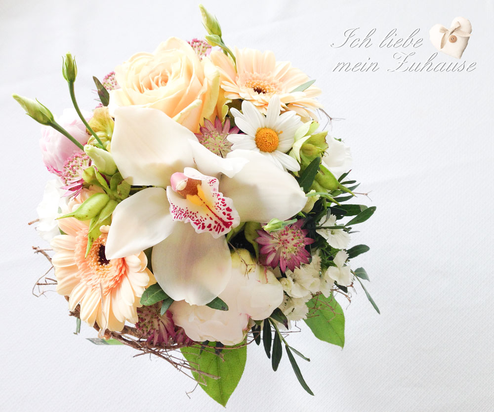 Blog - Blumenstrauss im Landhausstil zum Muttertag - Bild 1