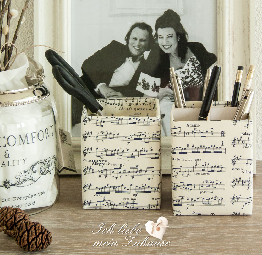 Blog - DIY mit Notenpapier - Lene Bjerre Windlicht Tradition Collection - Mammutbaum-Zapfen - Fotorahmen Augusta Collection - Bild 3