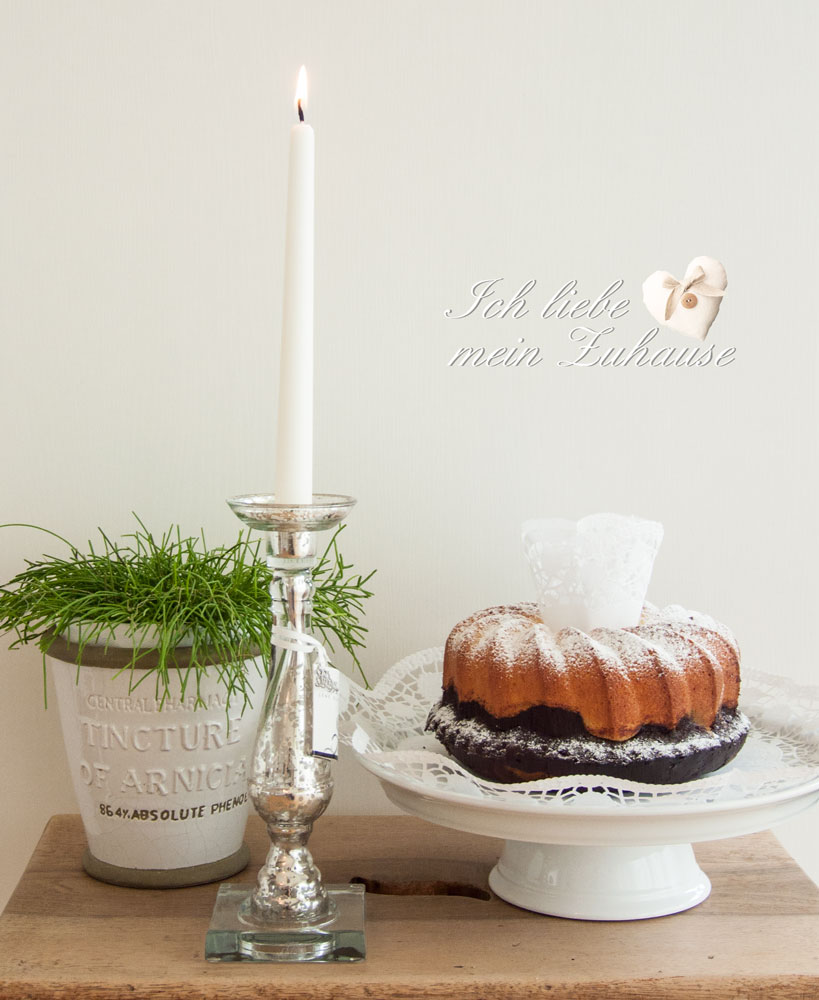 Blog - Muttertag - Geschenke - Lene Bjerre Kerzenständer Martha Collection Antik-Silber - Keramiktopf Josephine Collection - Gugelhupf - Bild 1