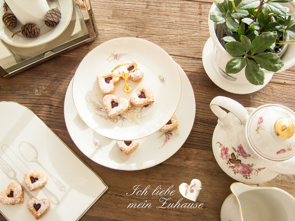 Blog - Weihnachtsguetzli mit Konfitüre - Bild 2