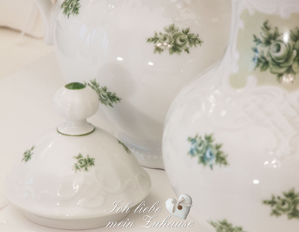 Blog-Eintrag Vintage Schätze - Kaffee- und Milchkrug "rose vert"