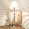 Lene Bjerre - Tischlampe Carmina Collection mit Lampenschirm aus weissen Leinen mit Windlicht aus der Tradition Collection
