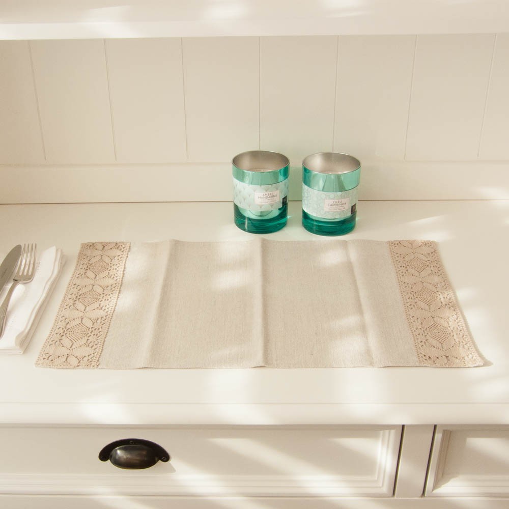 Leinen Tischset mit Spitzen