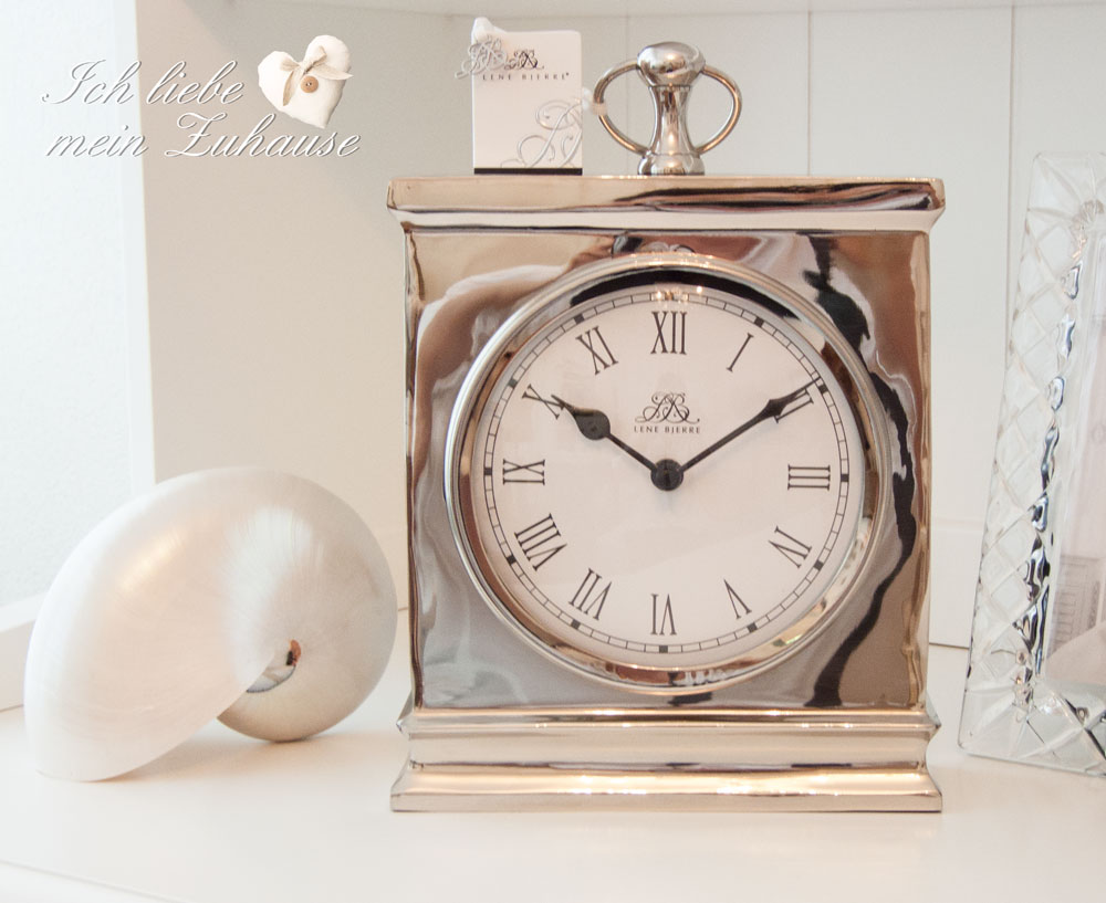 Blog - Warum bleibt die Zeit stehen - Landhausstil mit Lene Bjerre - Bild 2