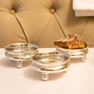 Edzard-3 Schälchen auf Füssen Santa/schwerversilbert