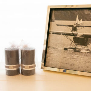 Lene Bjerre - 2 Anthrazit Kerzen Rustico im edlen Geschenk-Säckli