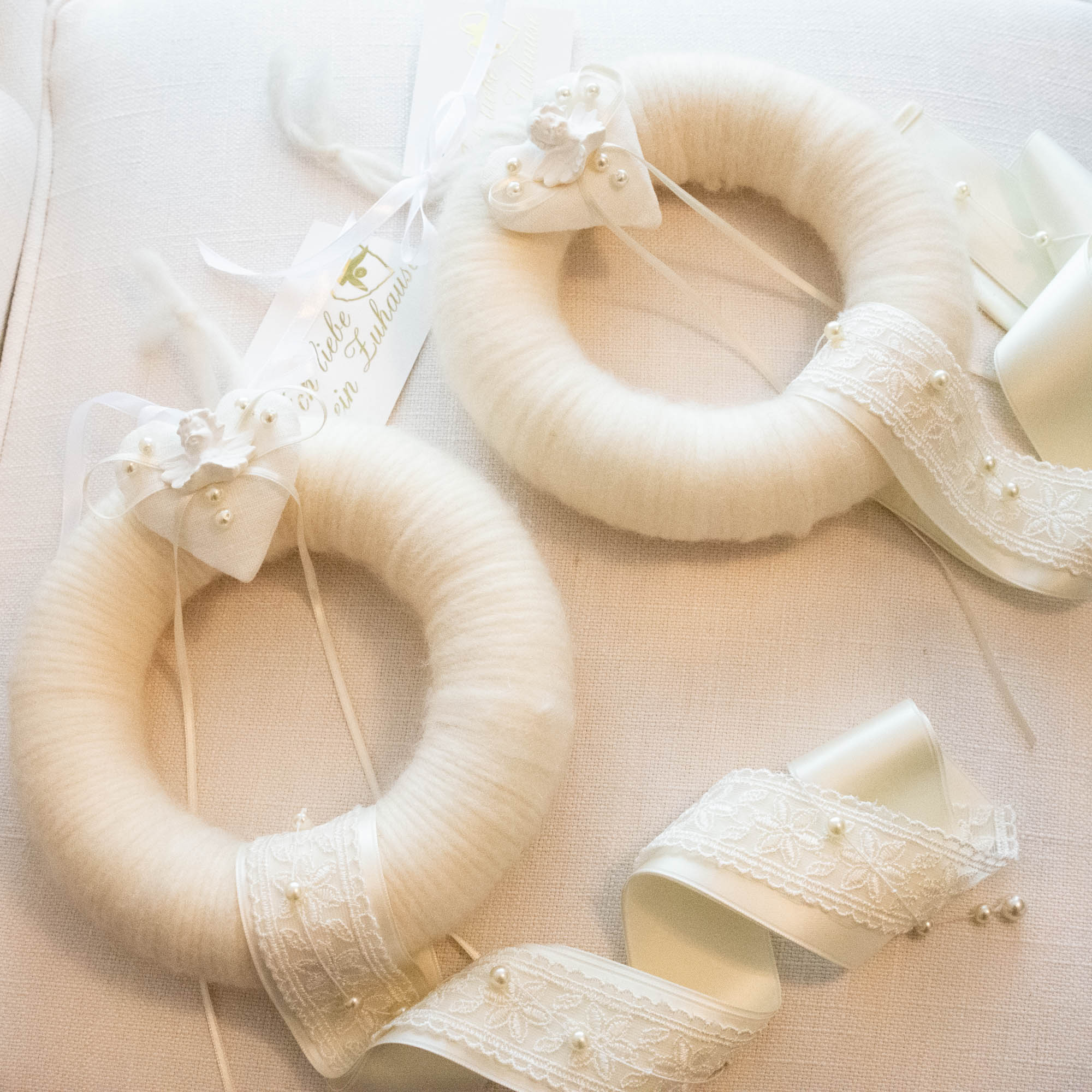 Schutzengel-Kränze mit Perlen und Herz