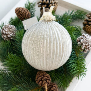 Lene Bjerre - Christbaumkugel Norille / Offwhite Stripes