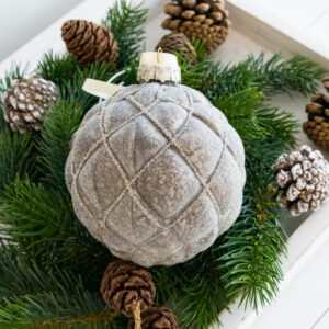 Lene Bjerre – Christbaumkugel Norille / Antikbraun