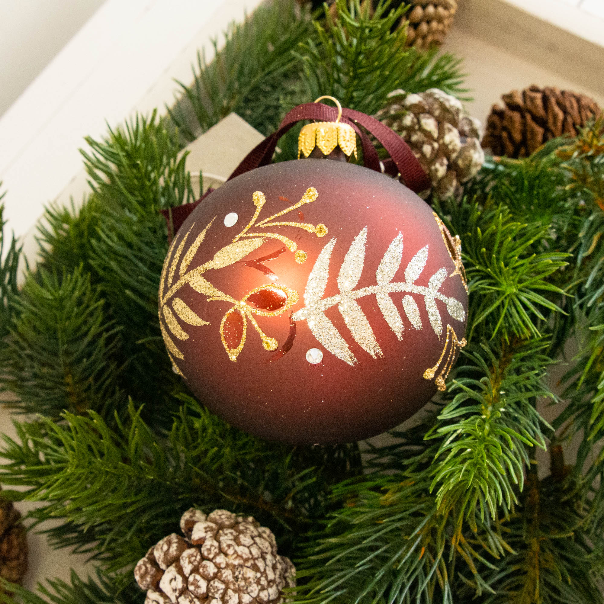 Lene Bjerre – Christbaumkugel Cadelia / Pomegranate-Lightgold Lene Bjerre - Christbaumkugel Cadelia / Pomegranate-Lightgold