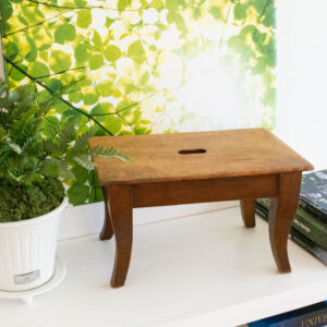 Vintage Naturholz - Schemel mit Loch